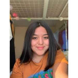 Meet your Posher, Claudia